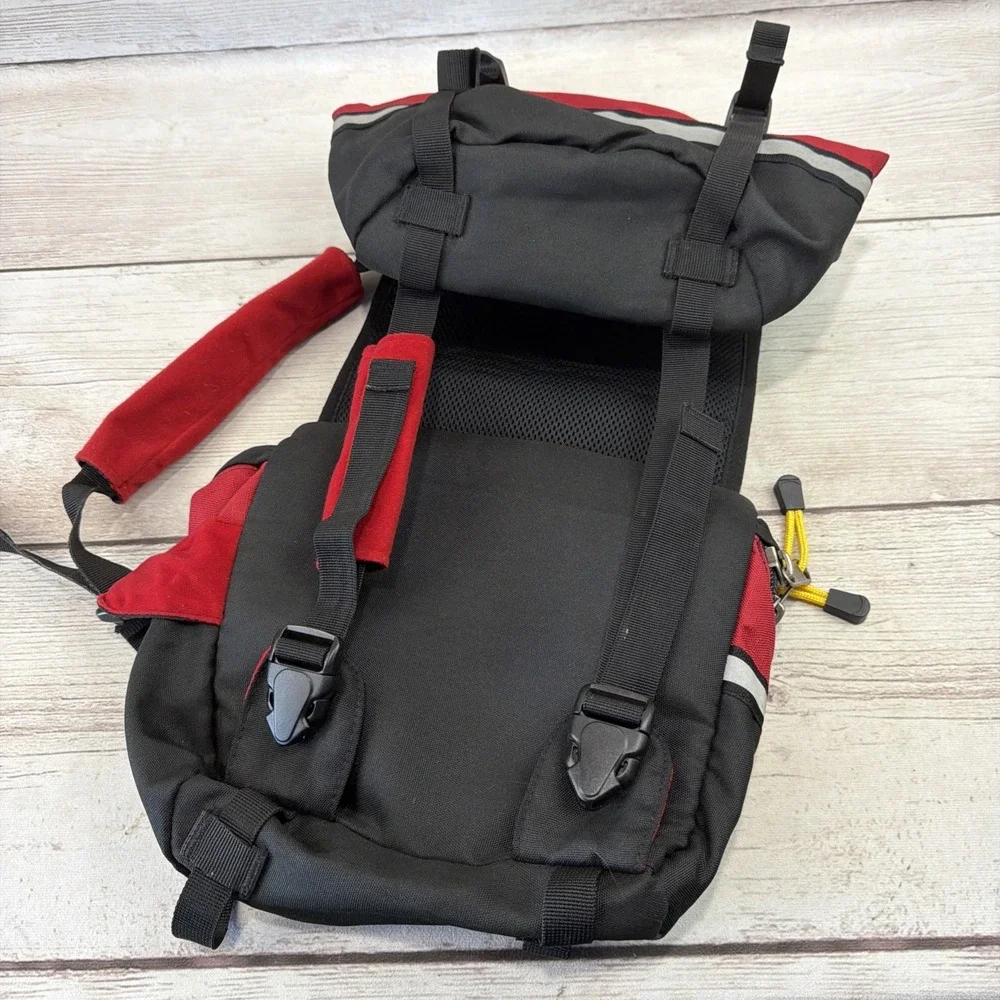 Mountainsmith K9 Dog Pack 2 Medium Red Nylon Very Good Minimal Use